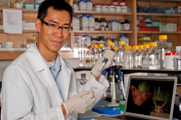 Akito Kawahara in the lab